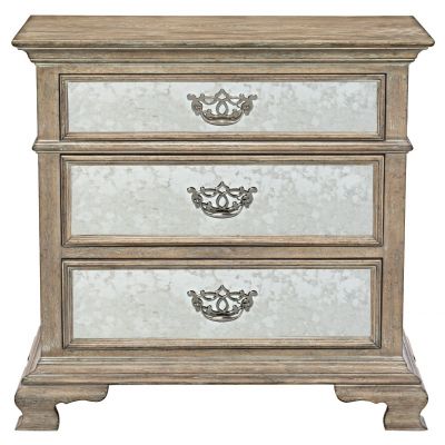 Bernhardt Campania Bachelor's Chest in Weathered Sand